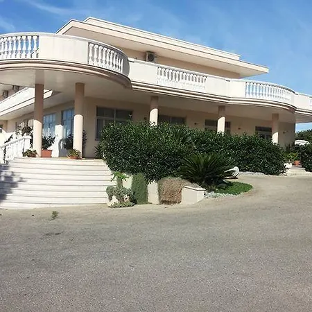 Отель Punto Ночи