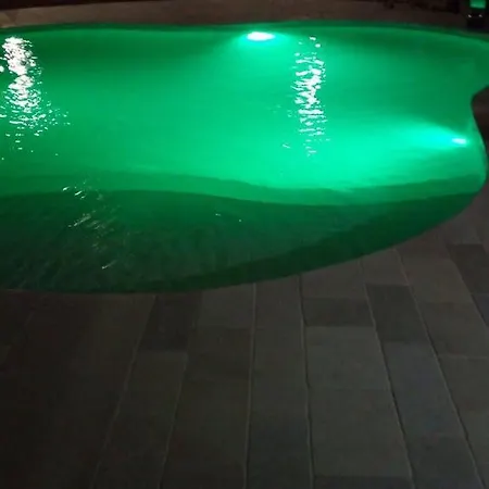 Punto 3* Noci